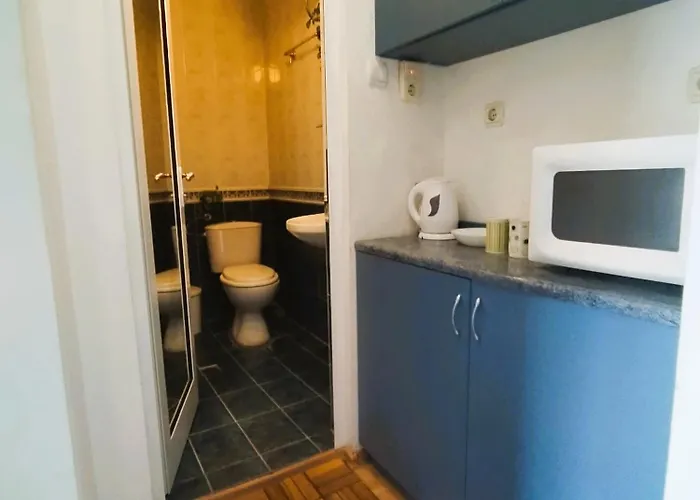 Lira Sto Πομόριε