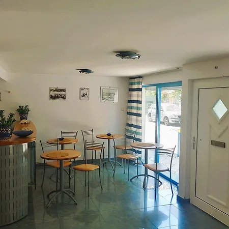 Appartement Lira Sto *