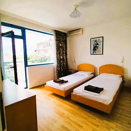 Lira Sto Lejlighed *