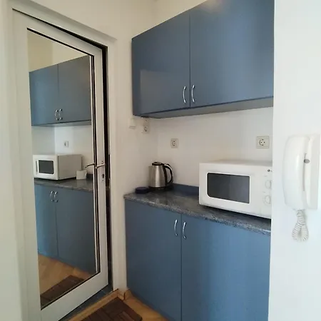 Lejlighed Lira Sto *