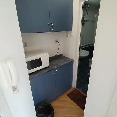 Lira Sto Appartement *