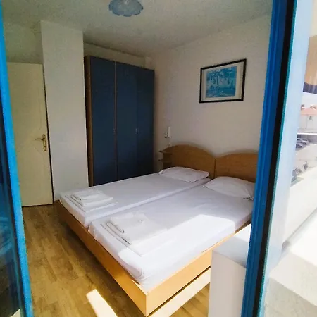 Lejlighed Lira Sto *