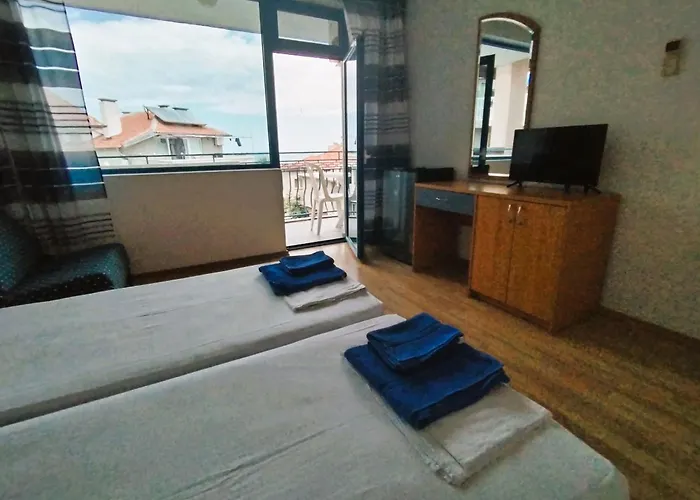 Lira Sto * 帕莫瑞