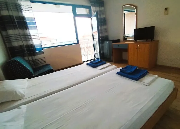 Lira Sto Apartmán